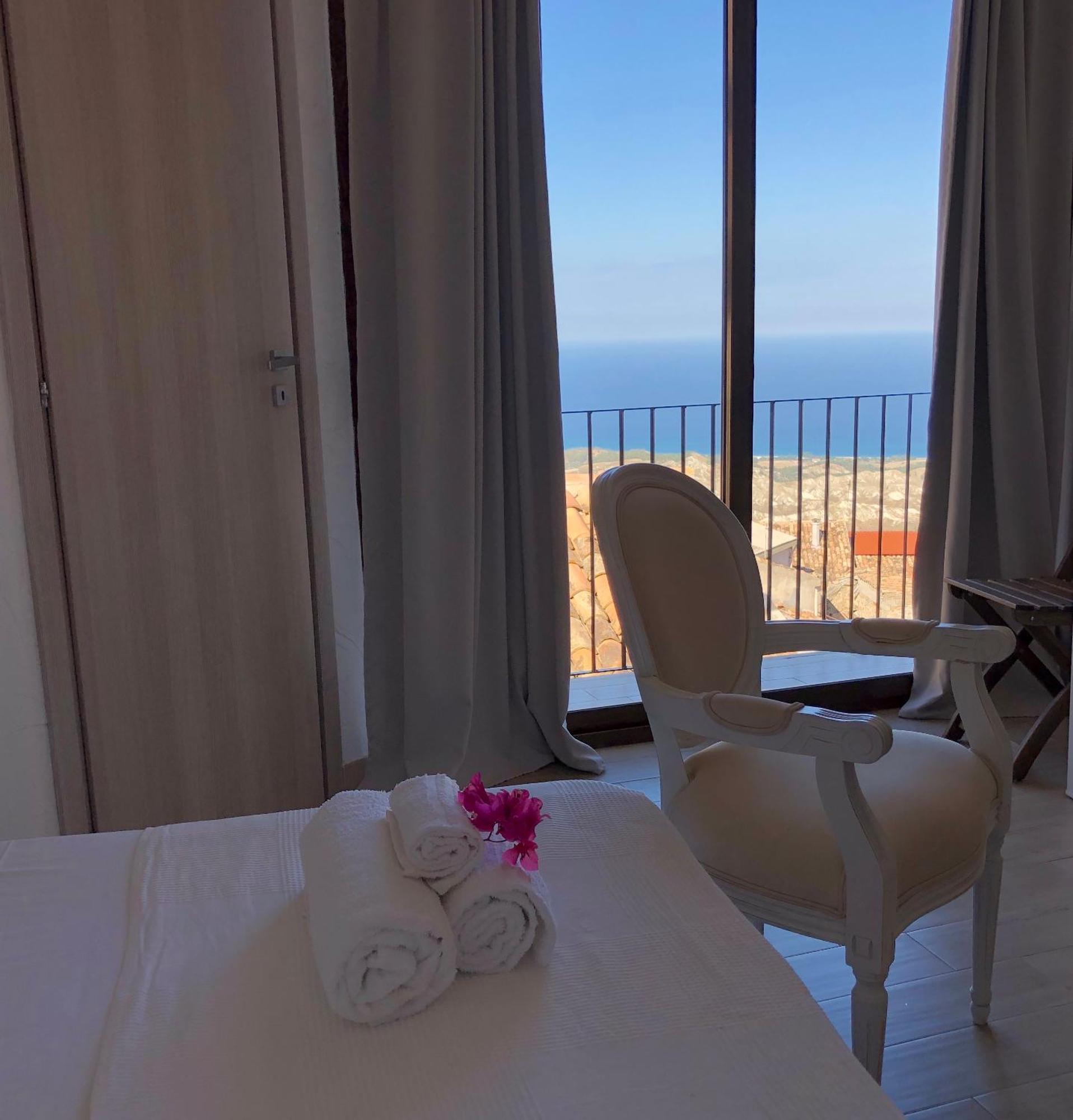 Perla Del Borgo Bed And Breakfast Санта Катерина дело Йонио Екстериор снимка